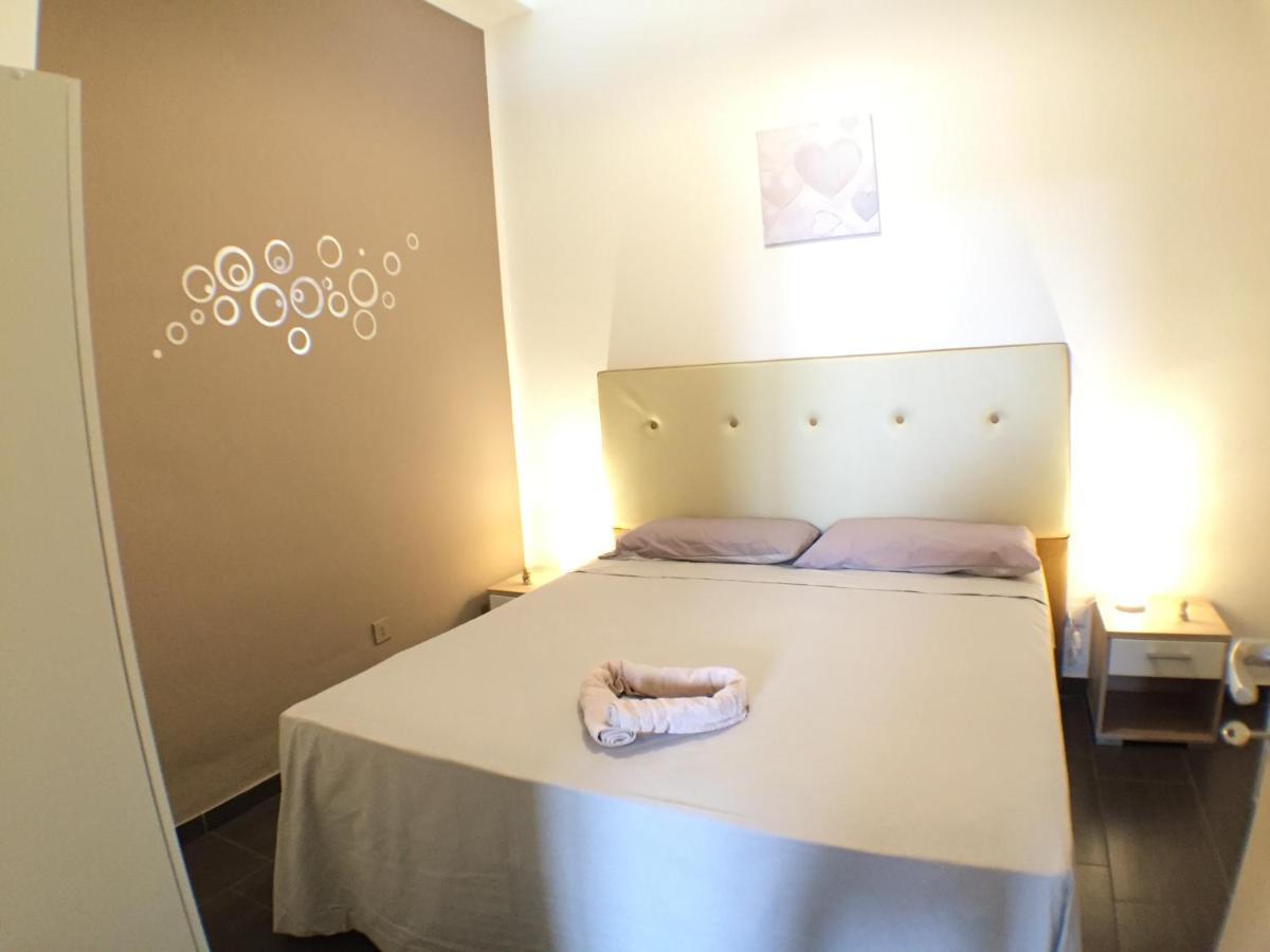 Holiday Diamond Balestrate Buitenkant foto